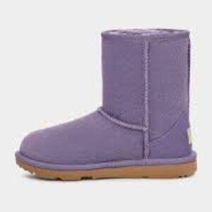 UGG Classic Lilac Girl Shoes Size 4